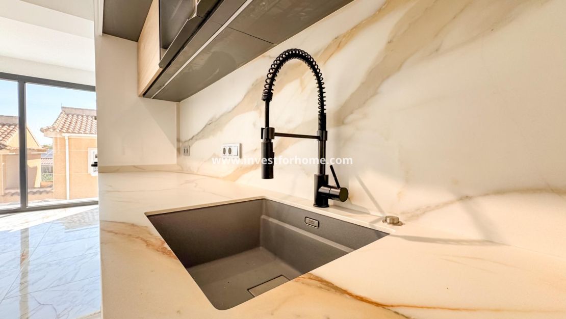 Verkoop - Villa - Torrevieja - Los Balcones - Los Altos Del Edén