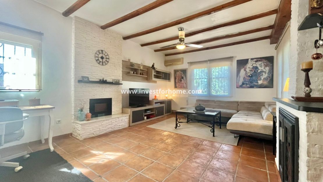 Verkoop - Villa - Torrevieja - Los Balcones - Los Altos Del Edén