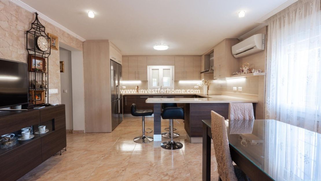 Verkoop - Villa - Torrevieja - Los Balcones - Los Altos Del Edén