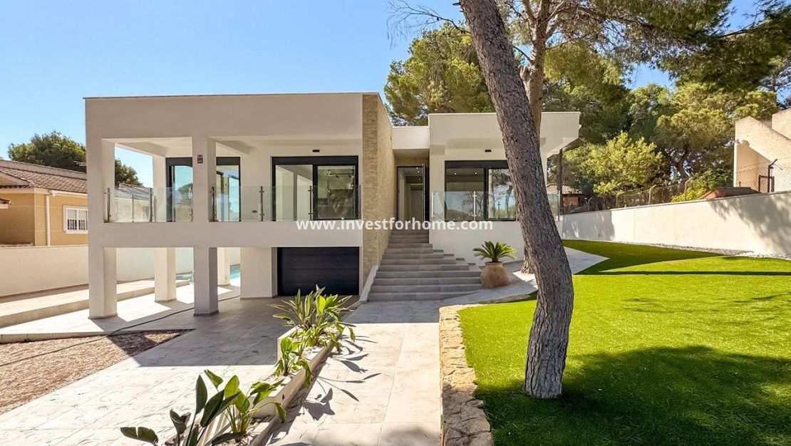 Verkoop - Villa - Torrevieja - Los Balcones - Los Altos Del Edén