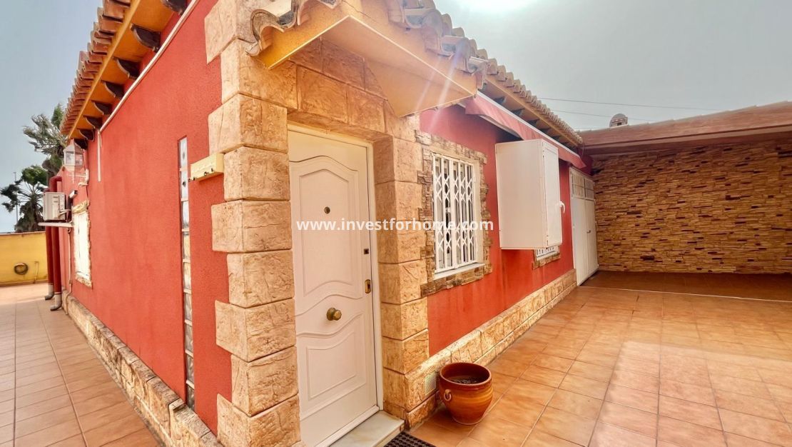 Verkoop - Villa - Torrevieja - Los Balcones - Los Altos Del Edén