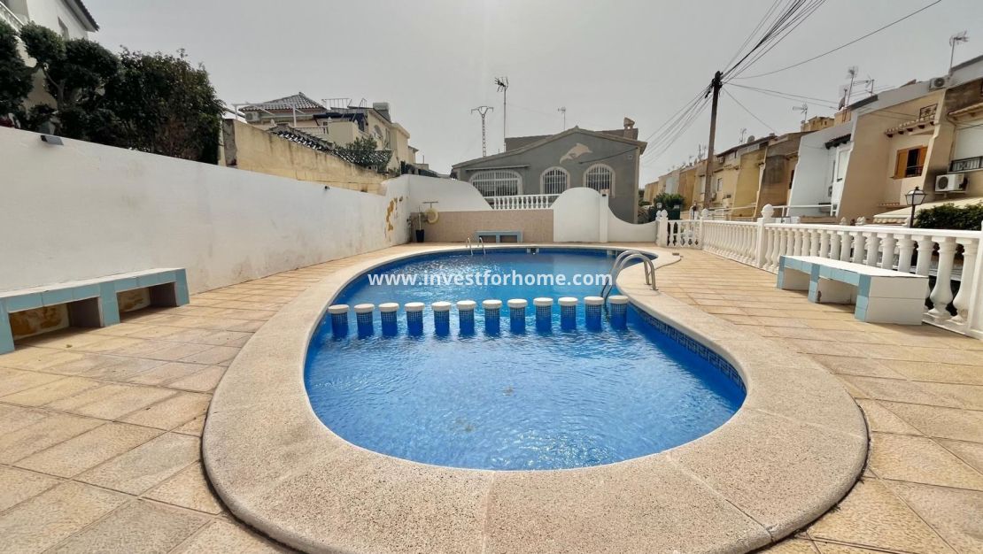 Verkoop - Villa - Torrevieja - Los Balcones - Los Altos Del Edén