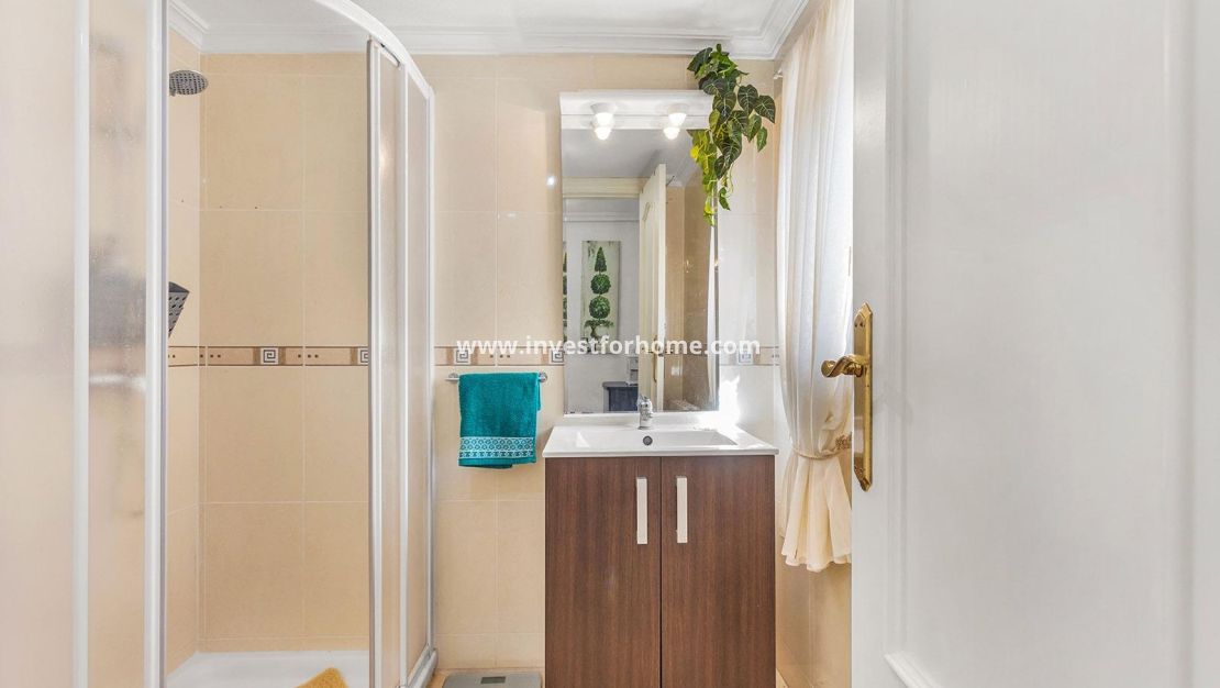 Verkoop - Villa - Torrevieja - Los Balcones - Los Altos Del Edén