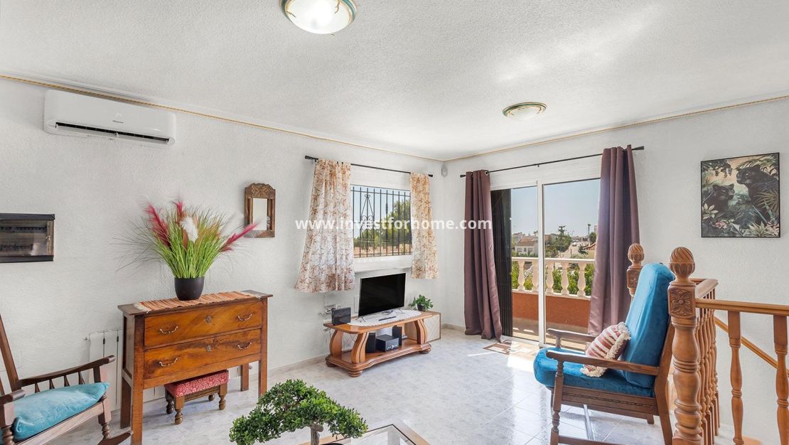 Verkoop - Villa - Torrevieja - Los Balcones - Los Altos Del Edén