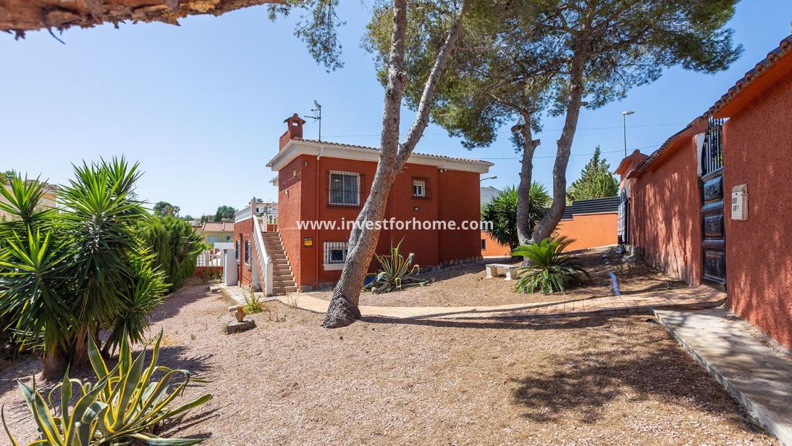 Verkoop - Villa - Torrevieja - Los Balcones - Los Altos Del Edén