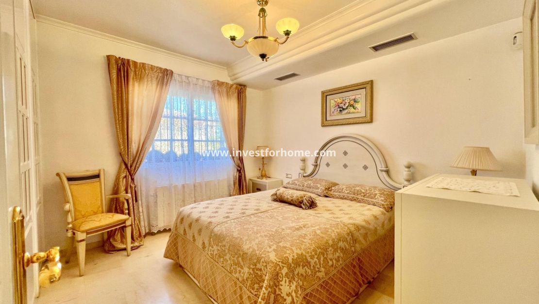Verkoop - Villa - Torrevieja - Los Balcones - Los Altos Del Edén
