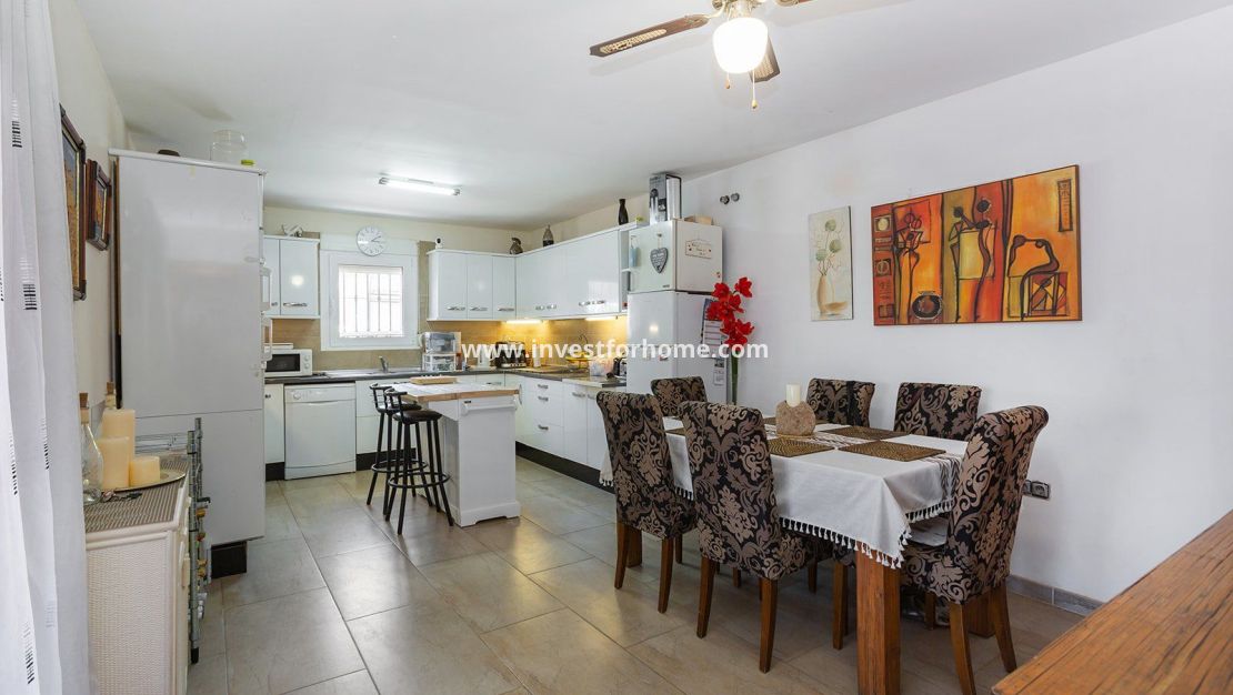 Verkoop - Villa - Torrevieja - Los Balcones