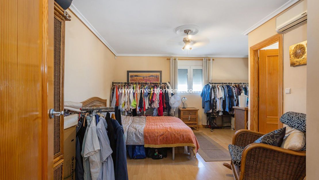 Verkoop - Villa - Torrevieja - Los Balcones