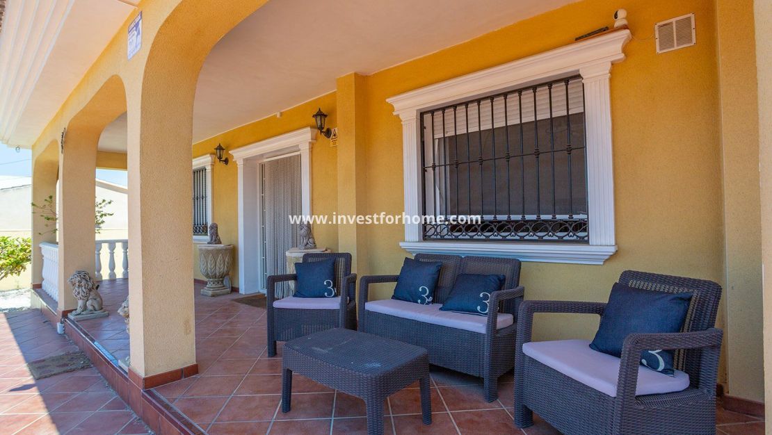 Verkoop - Villa - Torrevieja - Los Balcones