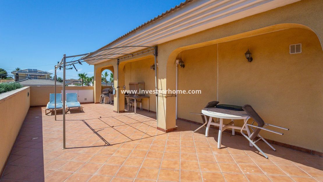 Verkoop - Villa - Torrevieja - Los Balcones