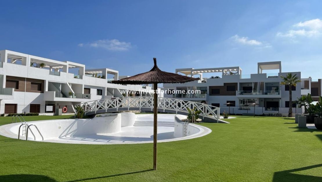 Verkoop - Villa - Torrevieja - Los Balcones