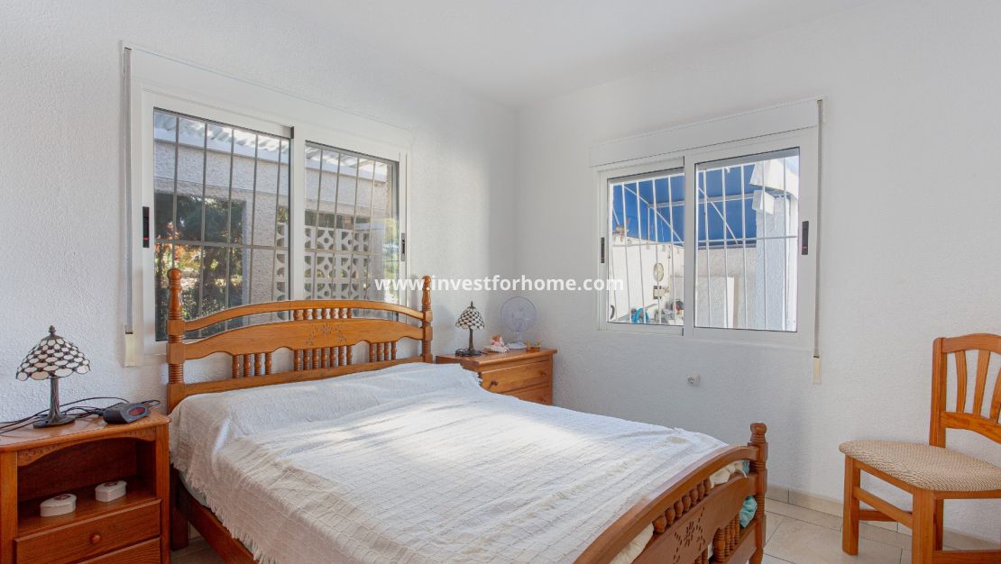 Verkoop - Villa - Torrevieja - Los Balcones