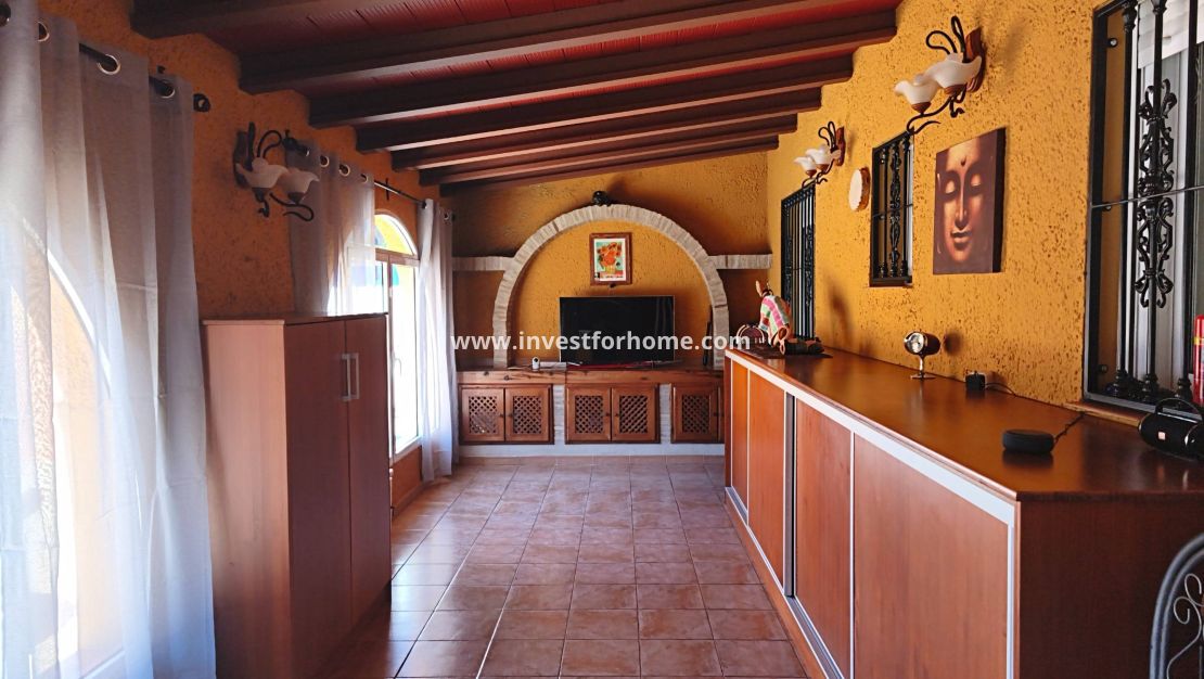 Verkoop - Villa - Torrevieja - Los Balcones