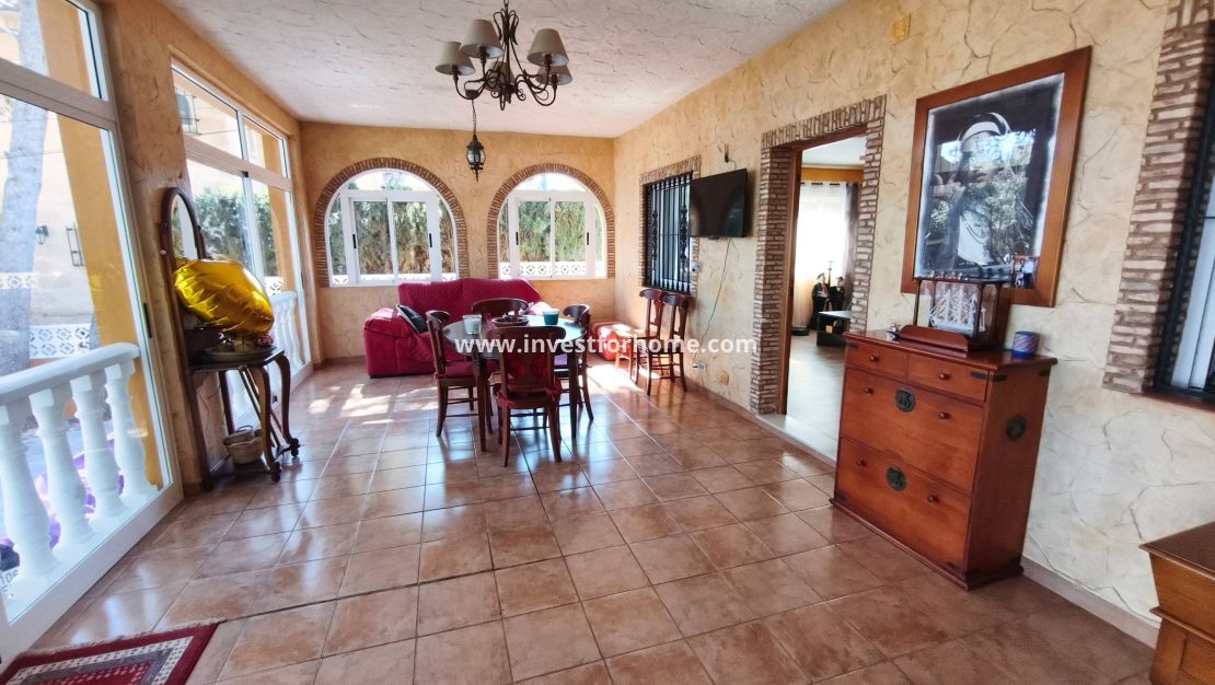 Verkoop - Villa - Torrevieja - Los Balcones