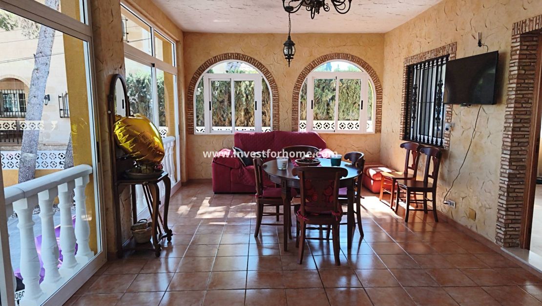 Verkoop - Villa - Torrevieja - Los Balcones