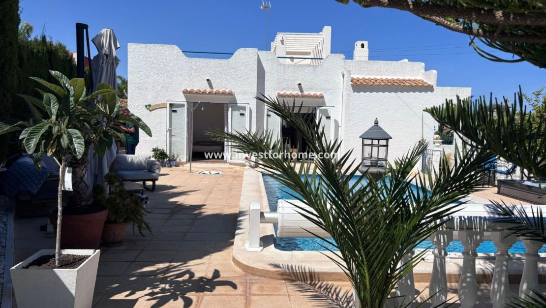 Verkoop - Villa - Torrevieja - Los Balcones