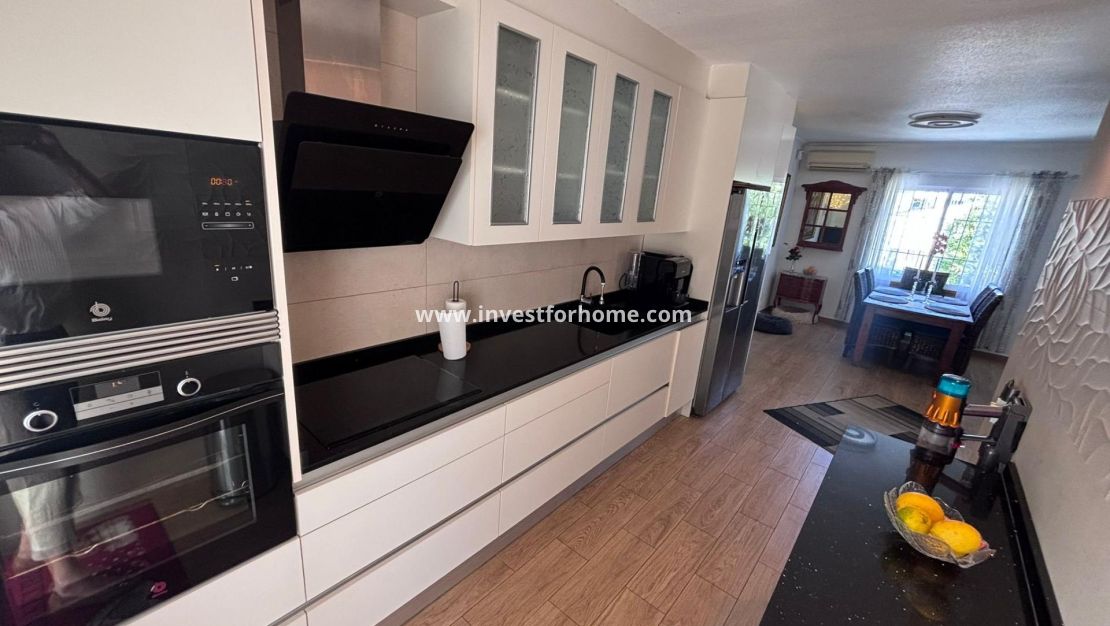 Verkoop - Villa - Torrevieja - Los Balcones