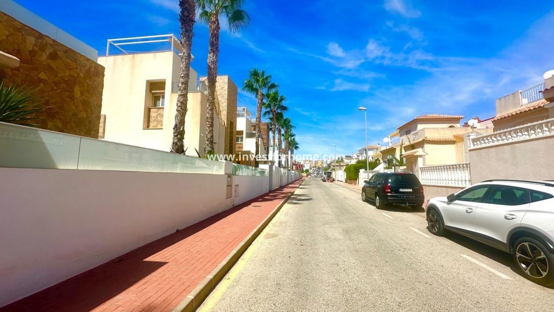 Verkoop - Villa - Torrevieja - Miramar - Torre Del Moro