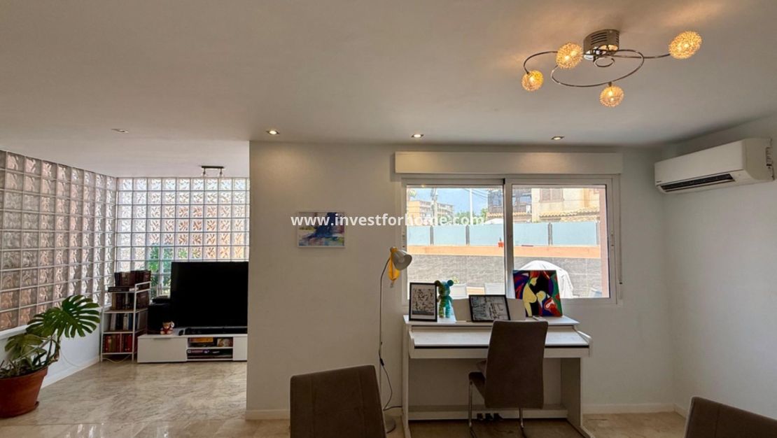 Verkoop - Villa - Torrevieja - Nueva Torrevieja - Aguas Nuevas