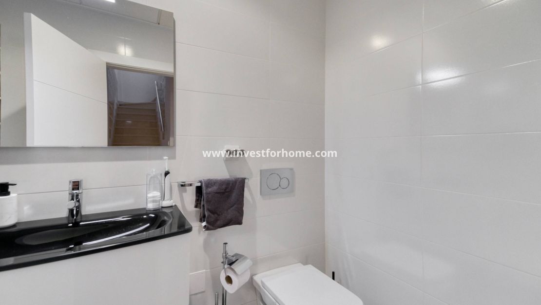 Verkoop - Villa - Torrevieja - Nueva Torrevieja - Aguas Nuevas