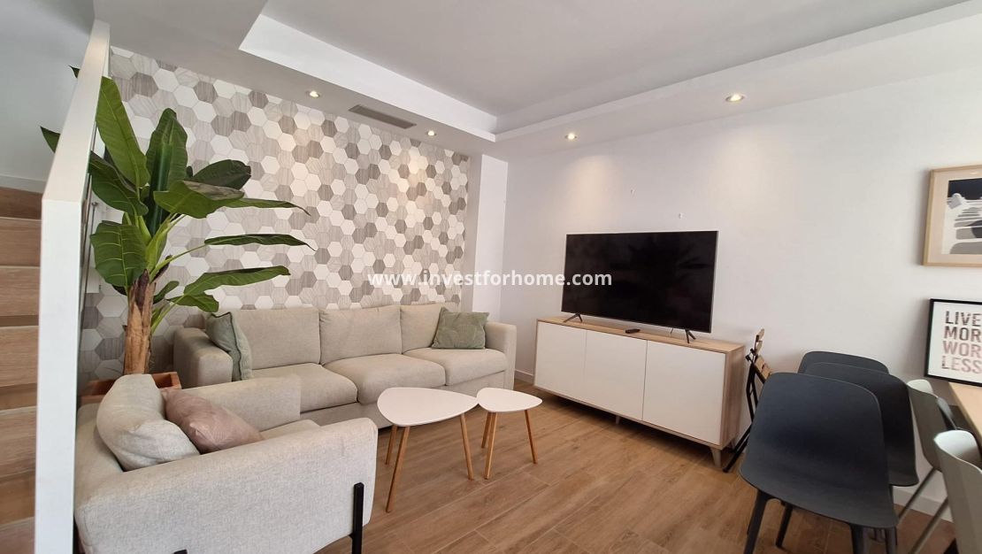 Verkoop - Villa - Torrevieja - Nueva Torrevieja - Aguas Nuevas