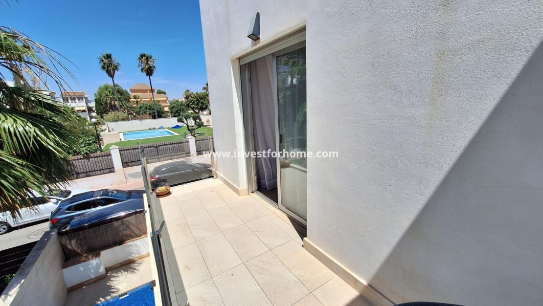Verkoop - Villa - Torrevieja - Nueva Torrevieja - Aguas Nuevas