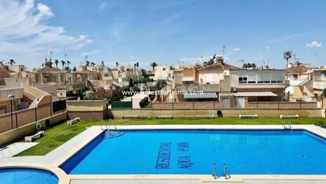 Verkoop - Villa - Torrevieja - Parque Acuático - Sector 25