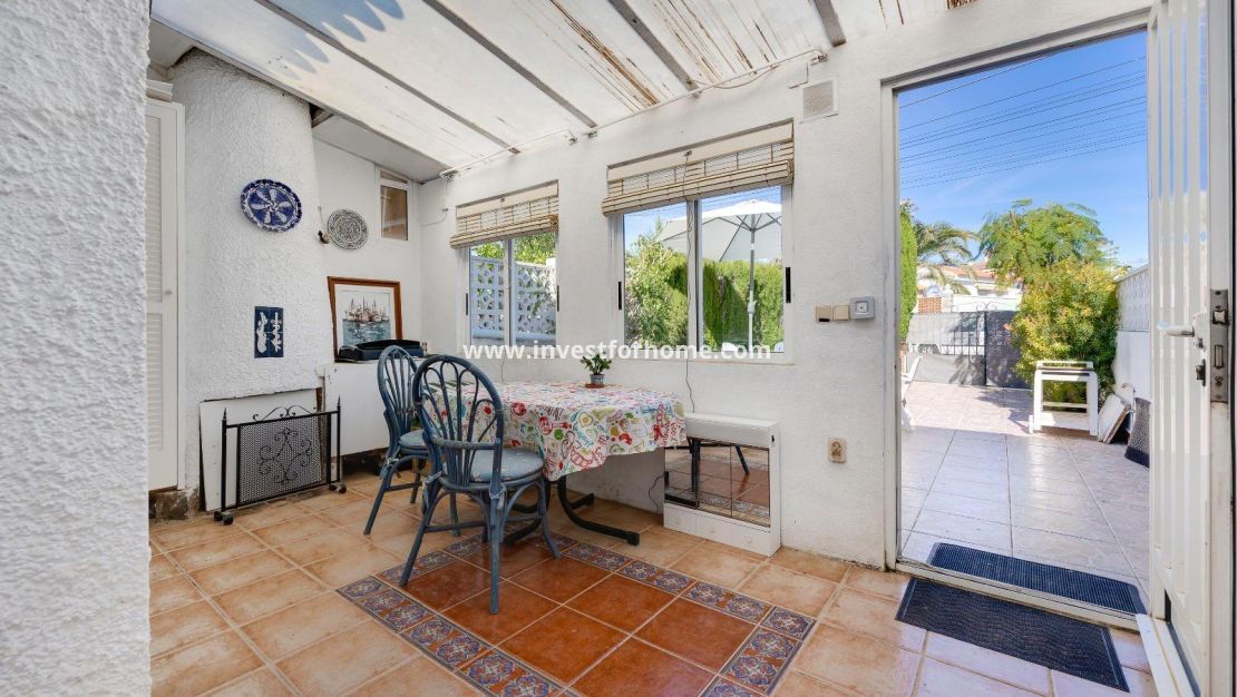 Verkoop - Villa - Torrevieja - Playa de los Locos