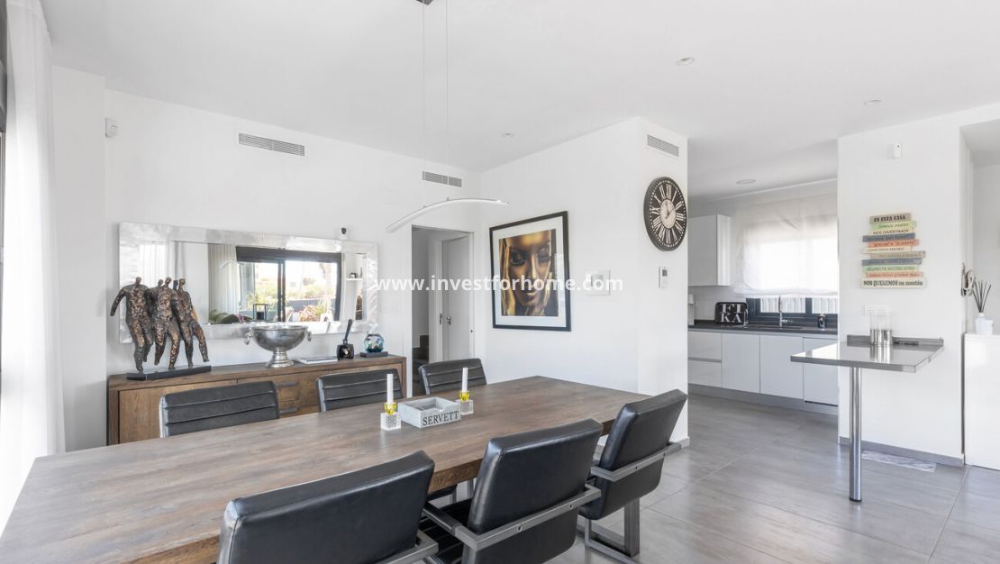 Verkoop - Villa - Torrevieja - Rosaleda