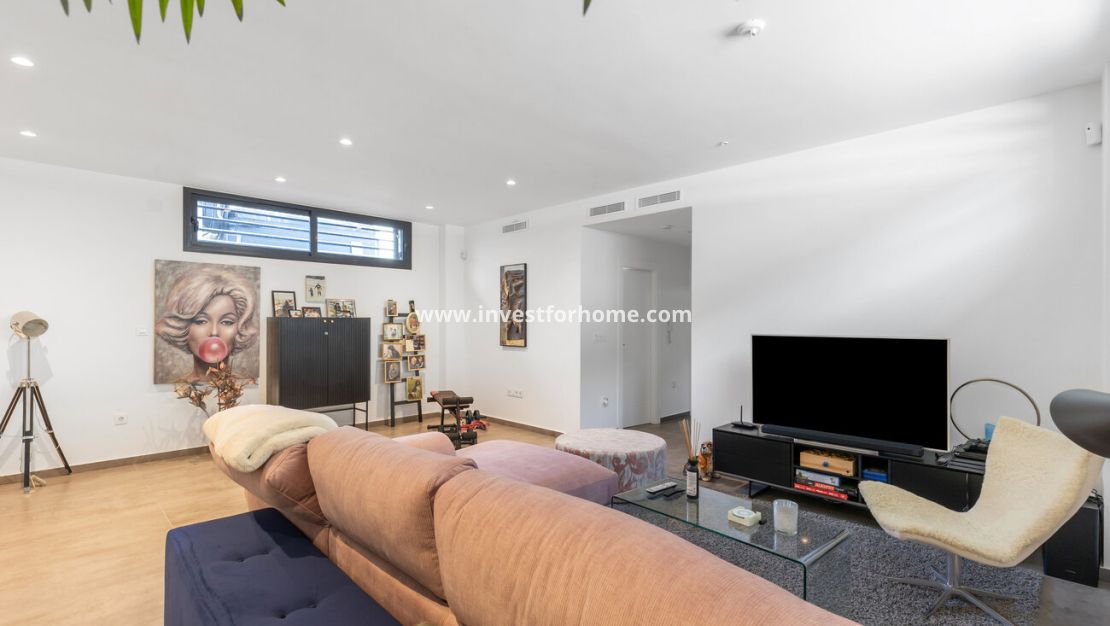 Verkoop - Villa - Torrevieja - Rosaleda