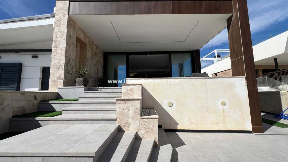 Verkoop - Villa - Torrevieja - Torrelamata - La Mata