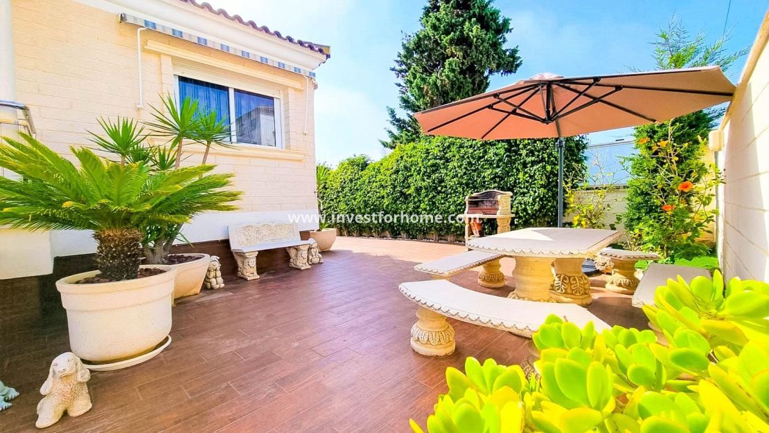 Verkoop - Villa - Torrevieja - Torrelamata - La Mata