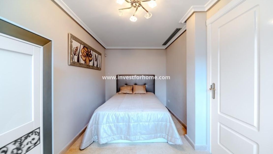 Verkoop - Villa - Torrevieja - Torrelamata - La Mata