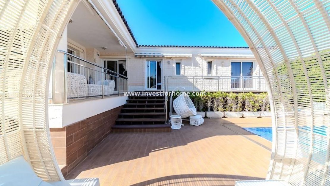 Verkoop - Villa - Torrevieja - Torrelamata - La Mata