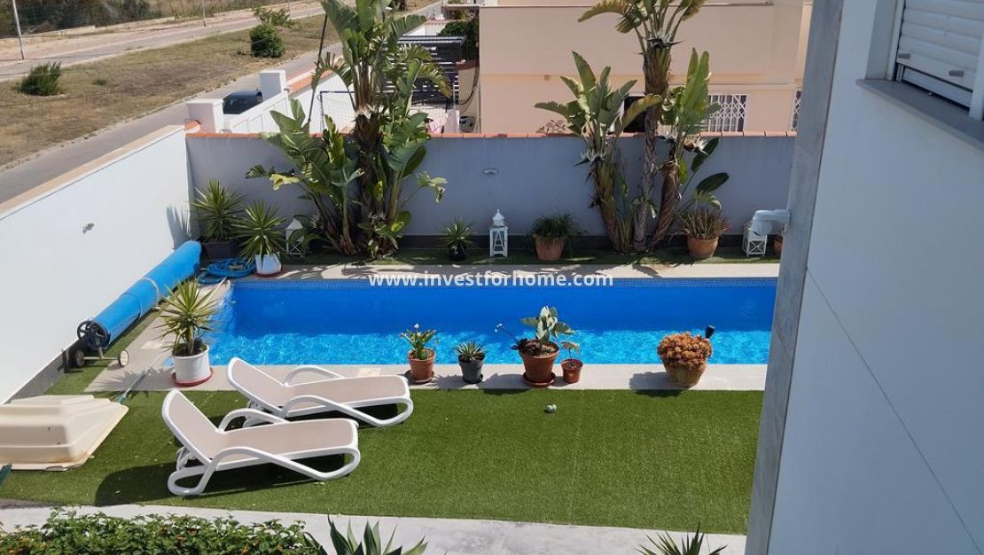 Verkoop - Villa - Torrevieja - Torreta Florida