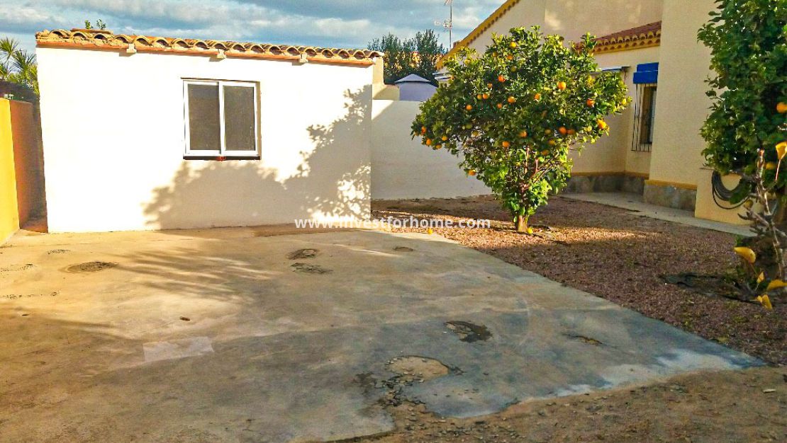 villa, a vendre, la florida, la siesta, la torreta, avec jardin, solarium, Torrevieja