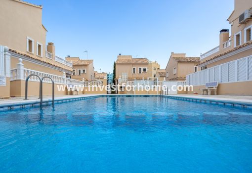 Villa - Försäljning - Guardamar del Segura - Costa Blanca