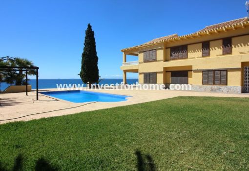 Villa - Försäljning - Orihuela Costa - Costa Blanca