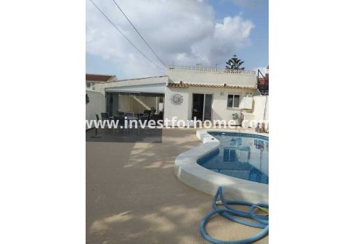 Villa - Försäljning - Orihuela Costa - Costa Blanca