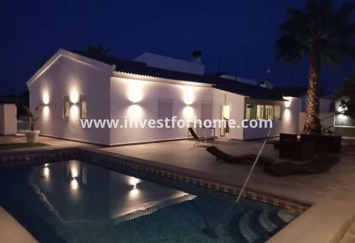 Villa - Försäljning - Orihuela Costa - Costa Blanca