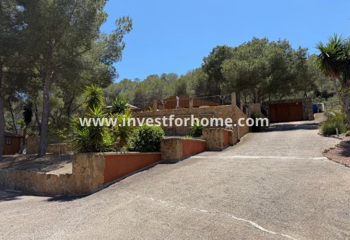 Villa - Försäljning - Orihuela Costa - Inland