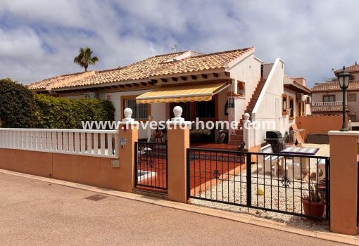 Villa - Försäljning - Orihuela Costa - Lomas De Cabo Roig