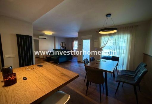 Villa - Försäljning - Torrevieja - Barrio Los Balcones - Los Altos del Edén