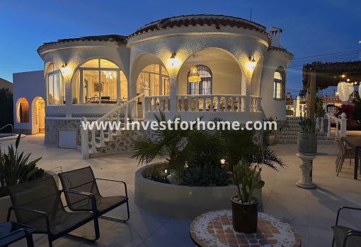 Villa - Försäljning - Torrevieja - Costa Blanca