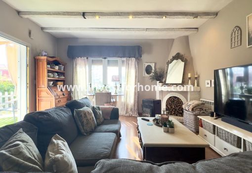 Villa - Försäljning - Torrevieja - Torrelamata - La Mata