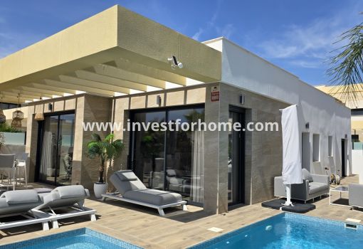 Villa - Sale - Los Montesinos - Costa Blanca