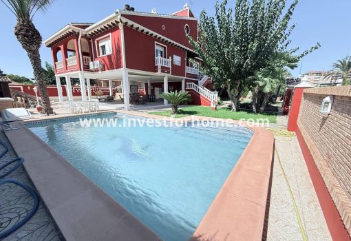 Villa - Sale - Orihuela Costa - Campoamor