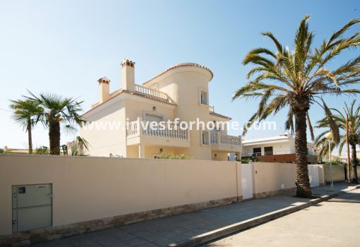 Villa - Sale - Orihuela Costa - Costa Blanca