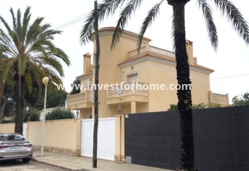 Villa - Sale - Orihuela Costa - Costa Blanca
