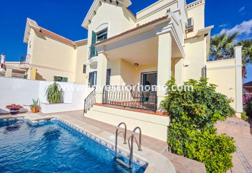 Villa - Sale - Orihuela Costa - Inland